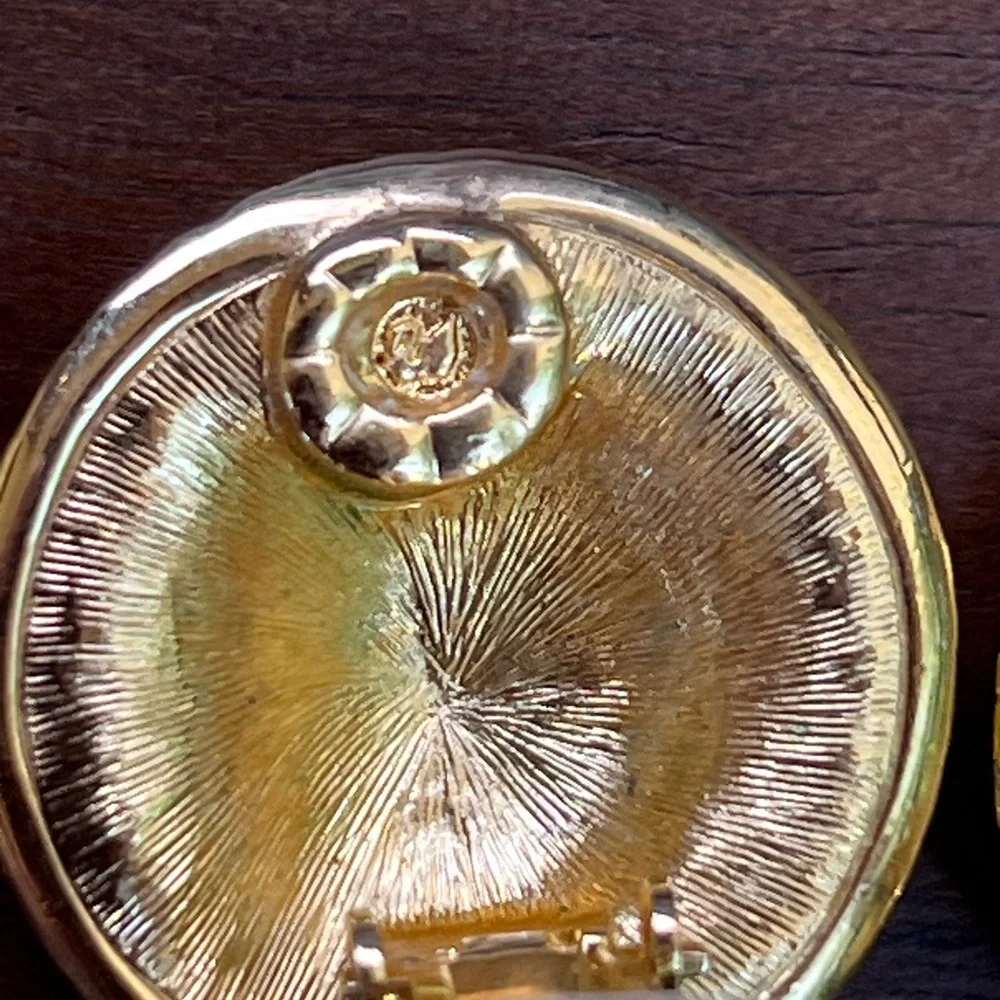 Swarovski Vintage Clip Earrings. - Picture 5 of 5